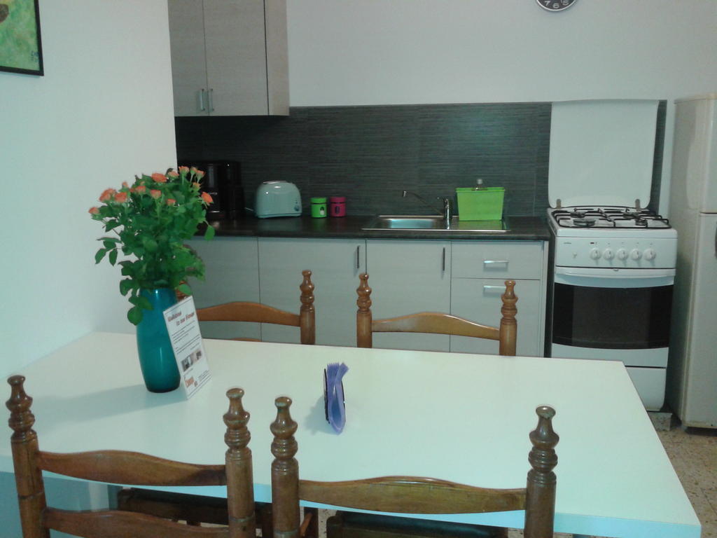 איה נאפה Elenapa Holiday Apartments חדר תמונה